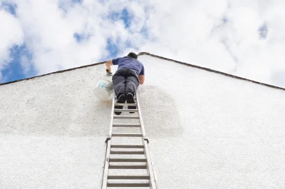 Peinture extérieure à Pernes — façades et ravalement
